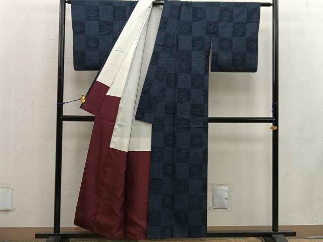 平和屋着物●東郷織物謹製 本場大島紬 160亀甲 本さつま 正藍染 幾何学文様 証紙付き 綿 逸品 BAAW3469mz