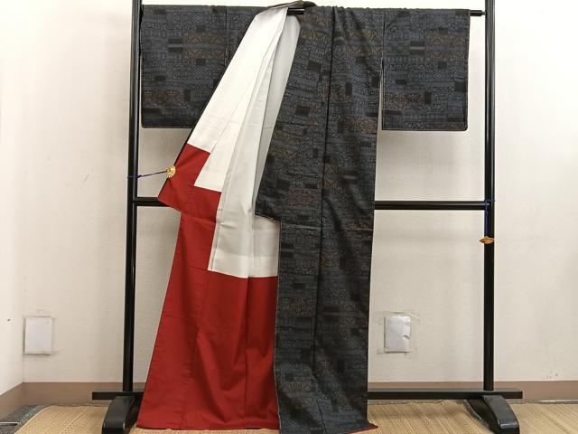 平和屋着物●本場大島紬 7マルキ 更紗花文 正絹 逸品 未使用 BAAW3641mz
