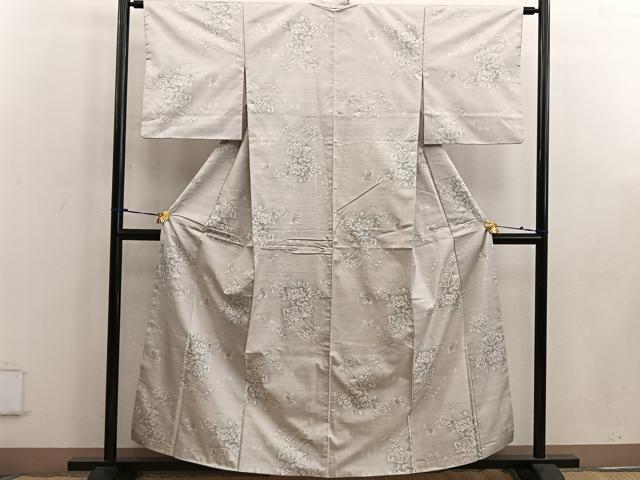 平和屋着物●本場大島紬 白大島 9マルキ 草花文 正絹 逸品 BAAW3644mz