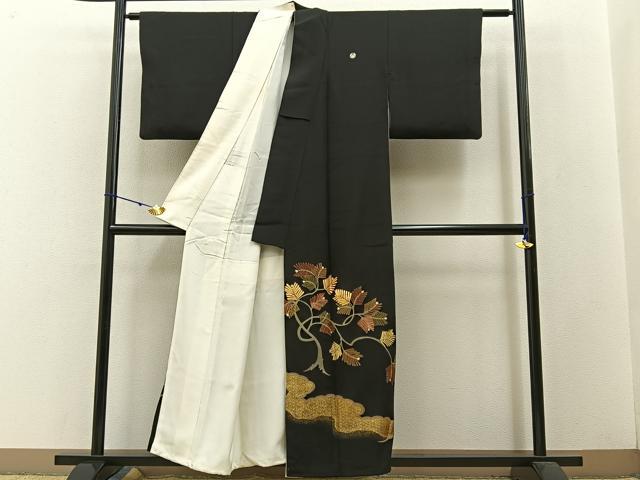 平和屋着物■豪華黒留袖 駒刺繍 松 金彩 正絹 逸品 BAAW5589hj