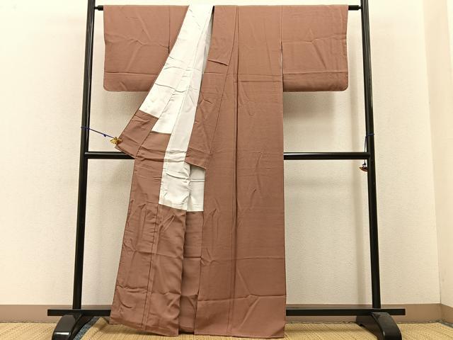 平和屋着物●上質な色無地 作家物 幻の染 岩石染 櫨色 正絹 逸品 未使用 BAAW5730hj
