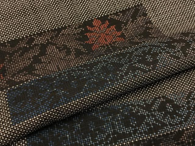 平和屋着物●本場大島紬 7マルキ 横段更紗花文 やまと誂製 正絹 逸品 BAAW5922hj