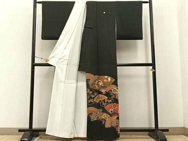 平和屋着物■豪華黒留袖 駒刺繍 扇面飛鶴花文 金彩 正絹 逸品 BAAW5963hj