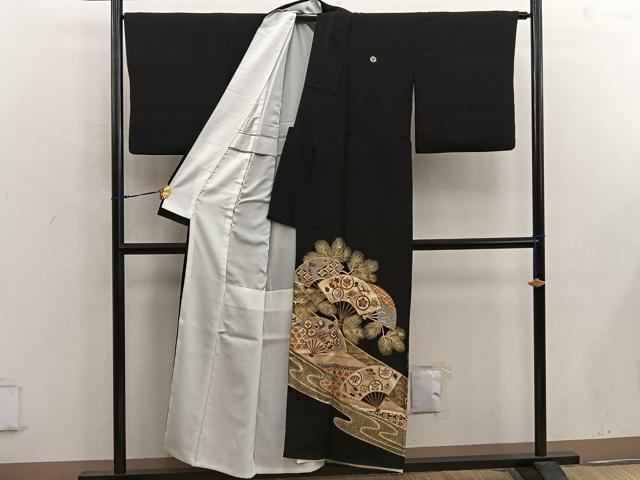 平和屋着物■豪華黒留袖 駒刺繍 扇面宝尽くし花文 金銀彩 正絹 逸品 BAAW6939mz