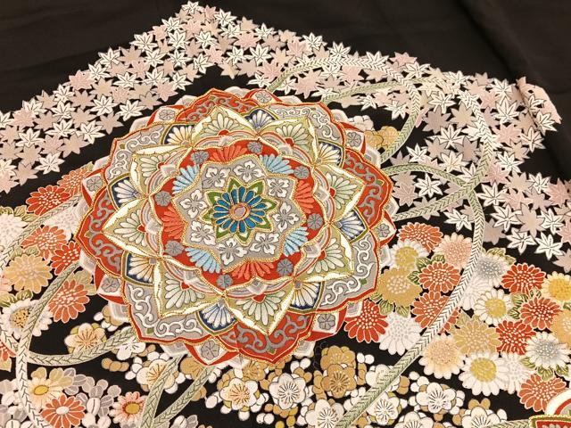 平和屋着物■豪華黒留袖 駒刺繍 宝相華 金彩 正絹 逸品 BAAW7790hv