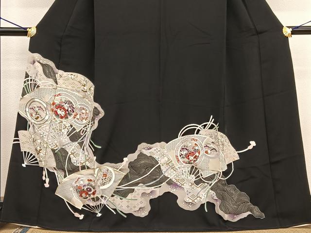 平和屋着物■豪華黒留袖 手描き 駒刺繍 扇面花絵皿文 銀彩 正絹 逸品 BAAW7817hv