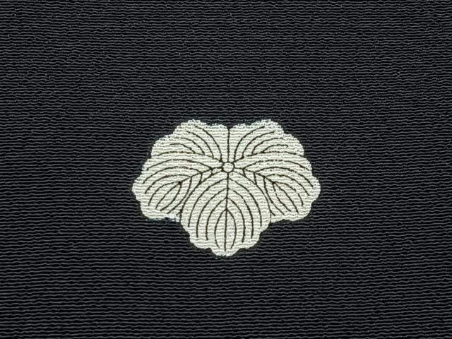 平和屋着物■豪華黒留袖 作家物 刺繍 屏風花鳥文 金彩 正絹 逸品 BAAW9165hj