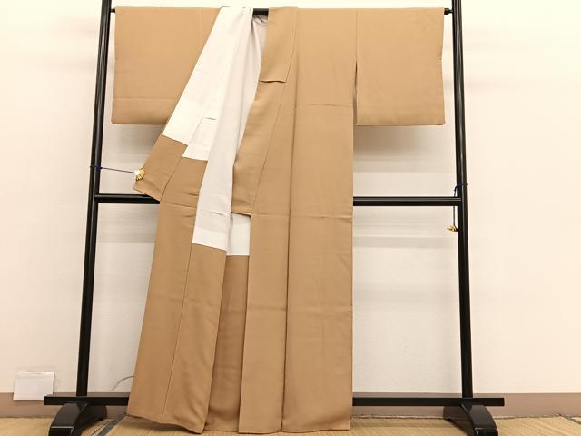 平和屋着物●本加賀友禅作家 由水煌人監修 色無地 黄土色 正絹 逸品 BAAX2688hv