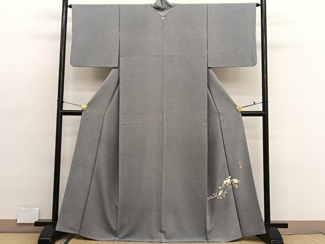 平和屋着物●京加賀友禅 百貫達雄監修 色無地 利休白茶色 ワンポイント:枝花文 正絹 逸品 BAAX2822hv
