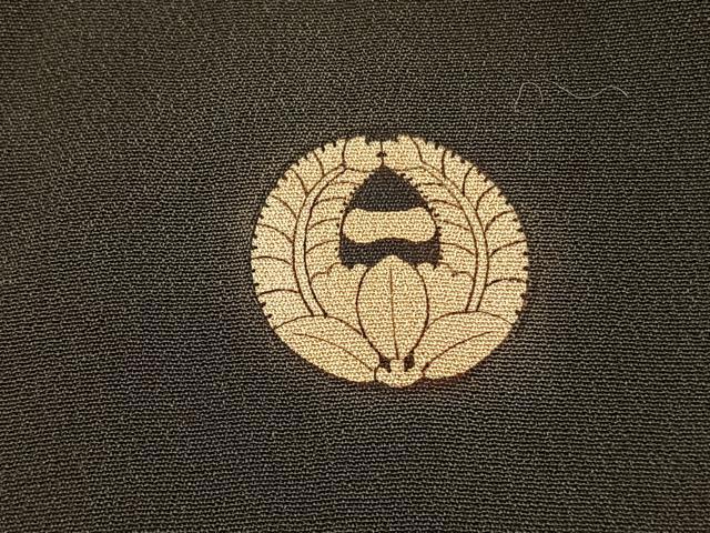 平和屋着物●アンティーク 大正ロマン 黒留袖 駒刺繍 御所車檜扇花文 金彩 正絹 逸品 BAAX2945hv