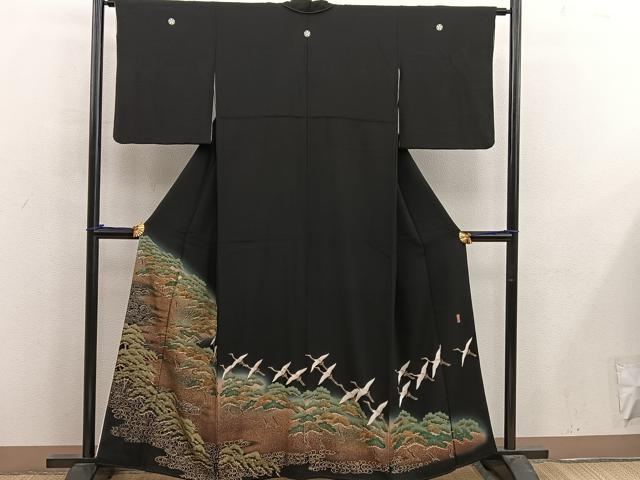 平和屋着物■豪華黒留袖 作家物 駒刺繍 飛鶴松文 暈し染め 金彩 正絹 逸品 BAAX4884mz