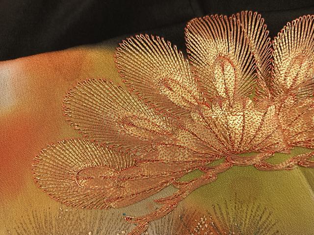 平和屋着物■豪華黒留袖 駒刺繍 草花文 暈し染め 金銀彩 正絹 逸品 BAAX4913mz