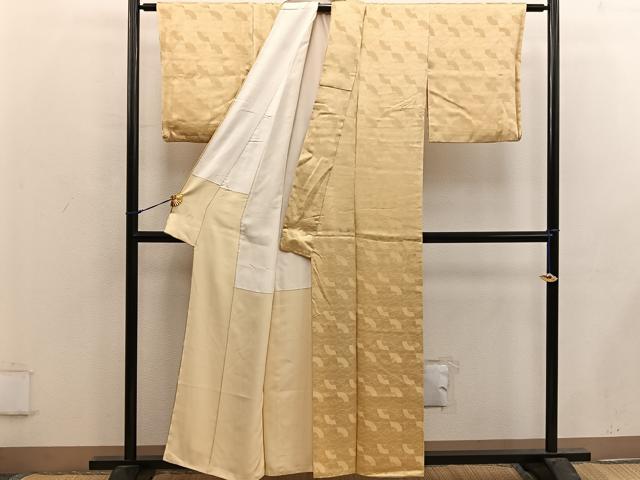 平和屋着物■上質な色無地 扇面地紋 黄朽葉色 正絹 逸品 BAAX4951mz
