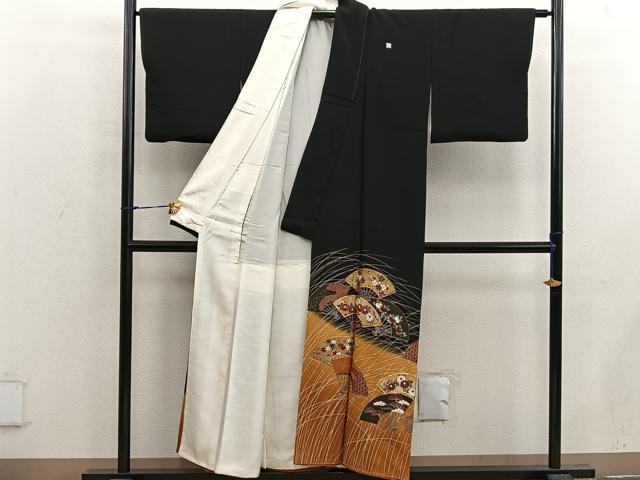 平和屋着物■豪華黒留袖 駒刺繍 扇面菊花文 暈し染め 金彩 正絹 逸品 BAAX5427mz