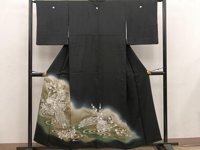 平和屋着物■豪華黒留袖 刺繍 孔雀花文 暈し染め 金彩 正絹 逸品 BAAX5493mz