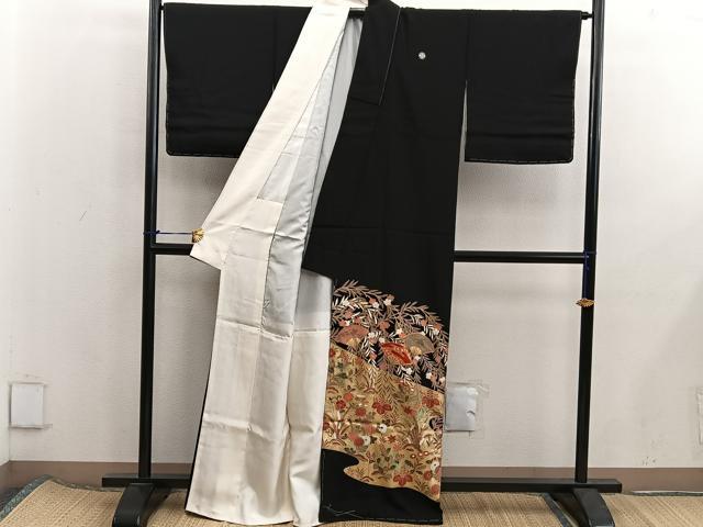 平和屋着物■豪華黒留袖 駒刺繍 扇面花文 金彩 正絹 逸品 BAAX5824mz