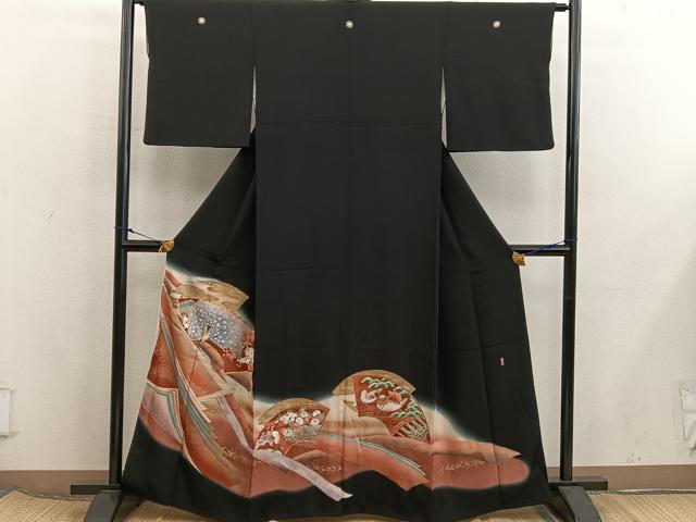 平和屋着物■豪華黒留袖 駒刺繍 萬寿染 地紙孔雀花文 暈し染め 金彩 正絹 逸品 BAAX5979mz