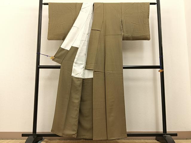 平和屋着物■上質な色無地 黄海松茶色 正絹 逸品 BAAX6217hj