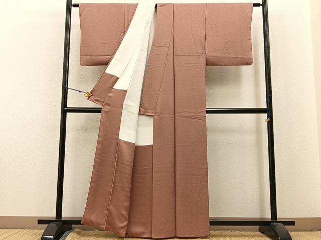 平和屋着物■本草木染作家 瑞寶 色無地 紋意匠 洗朱色 正絹 逸品 BAAX6263hj
