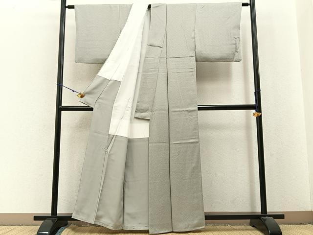 平和屋着物●京加賀友禅 百貫達雄監修 色無地 霞地紋 絹鼠色 正絹 逸品 BAAX6394hj