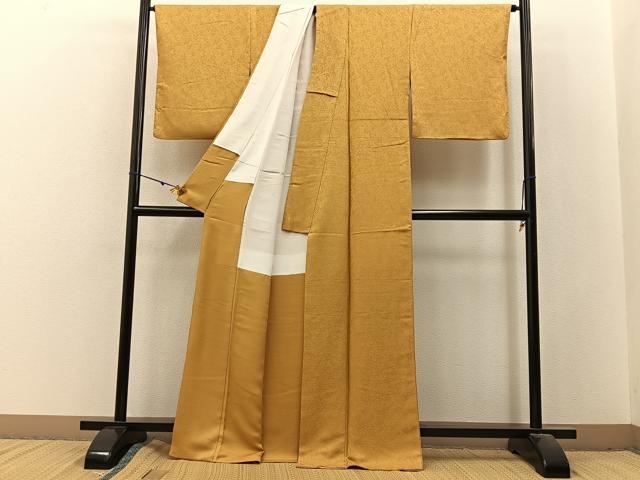 平和屋着物●上質な色無地 南天地紋 黄朽葉色 反端付き 正絹 逸品 BAAX6409hj