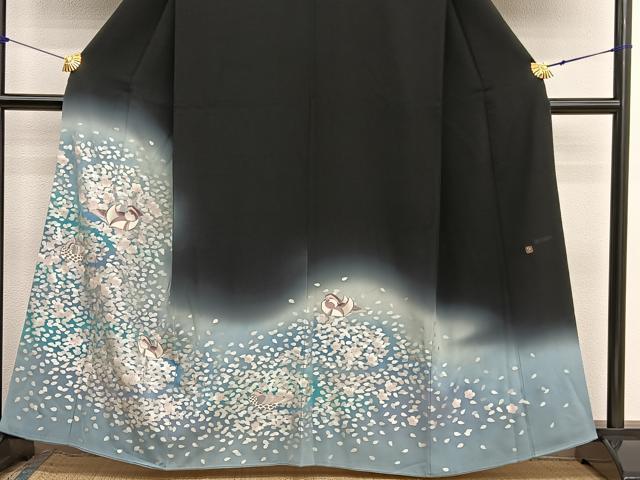 平和屋着物■豪華黒留袖 作家物 鴛鴦梅文 暈し染め 銀彩 正絹 逸品 BAAX7357hv