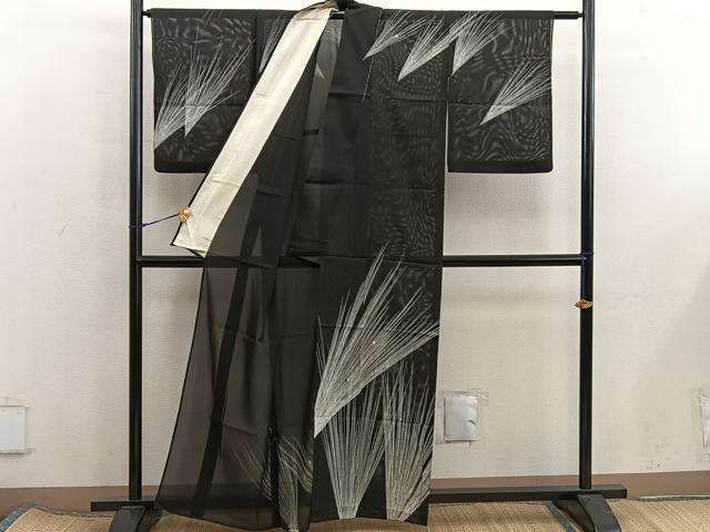 平和屋着物*夏物 訪問着 絽 駒刺繍 草葉文 黒地 正絹 逸品 BAAX8129mz