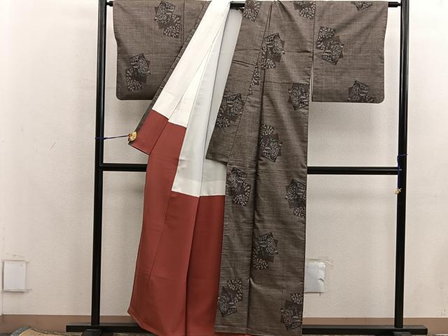 平和屋着物■本場大島紬 9マルキ 色紙重ね風景文 正絹 逸品 BAAX8208mz