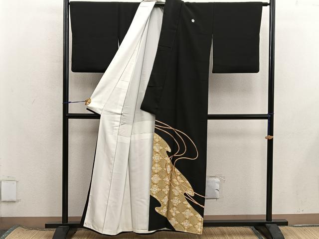 平和屋着物■豪華黒留袖 駒刺繍 松皮菱花文 金彩 正絹 逸品 BAAX8329mz