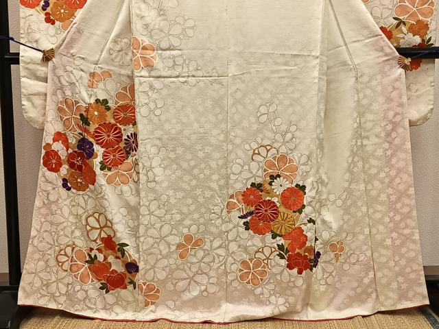 平和屋着物■豪華振袖 駒刺繍 菊花文 金彩 正絹 逸品 BAAX8503mz