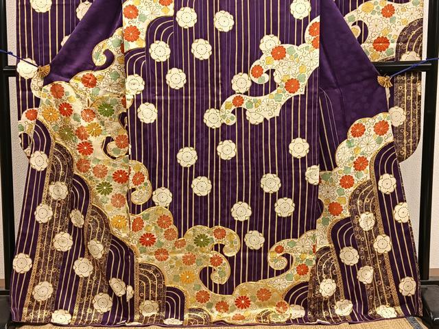 平和屋着物■豪華振袖 駒刺繍 立波菊花文 金彩 正絹 逸品 BAAX8771mz