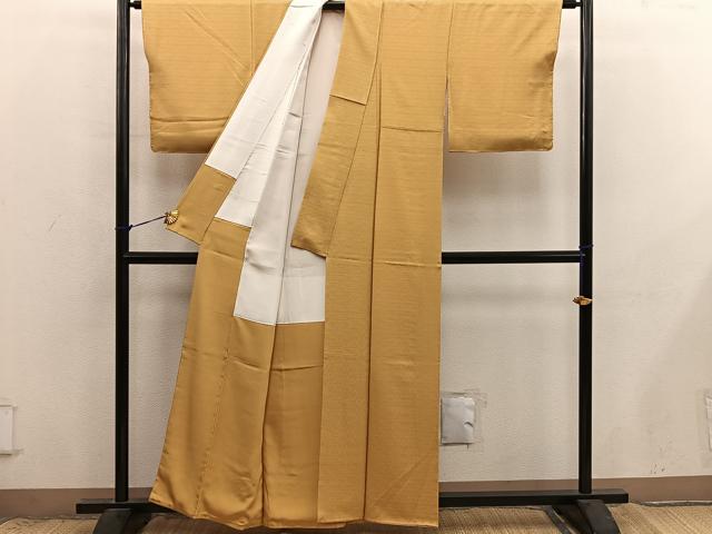 平和屋着物●上質な色無地 毘沙門亀甲地紋 黄朽葉色 正絹 逸品 未使用 BAAX8890mz