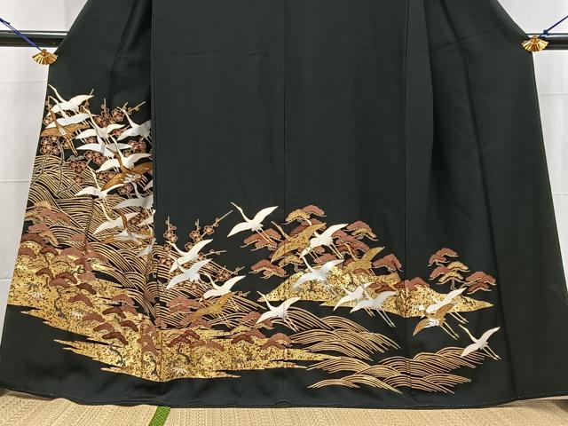 平和屋着物■豪華黒留袖 駒刺繍 飛鶴松竹梅文 金銀彩 正絹 逸品 BAAX9076yc