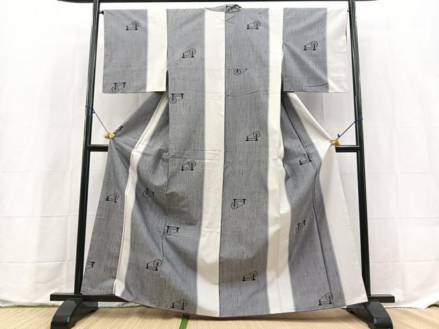 平和屋着物■上質な紬 糸巻き車文 松坂屋扱い 正絹 逸品 未使用 BAAX9644yc