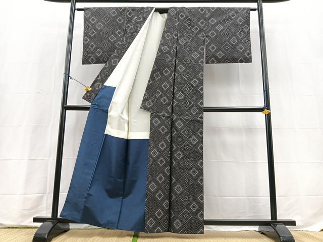 平和屋着物■本場大島紬 幾何学文様 正絹 逸品 BAAX9701yc
