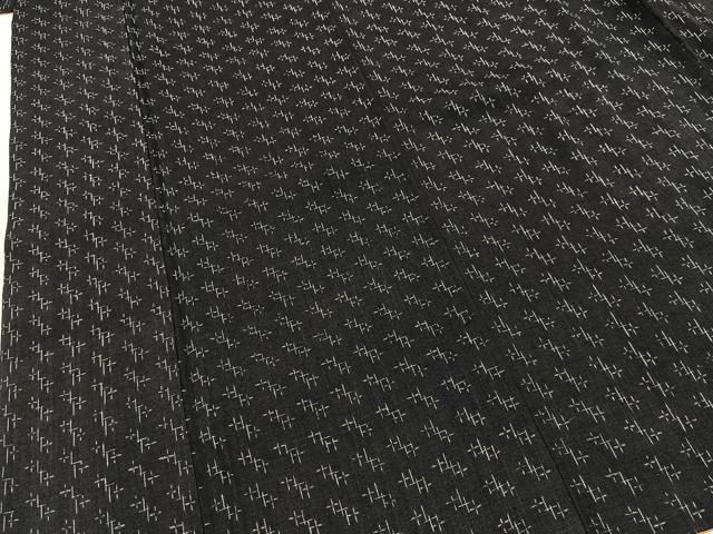 平和屋着物■上質な紬 絣文様 黒地 正絹 逸品 BAAX9883yc