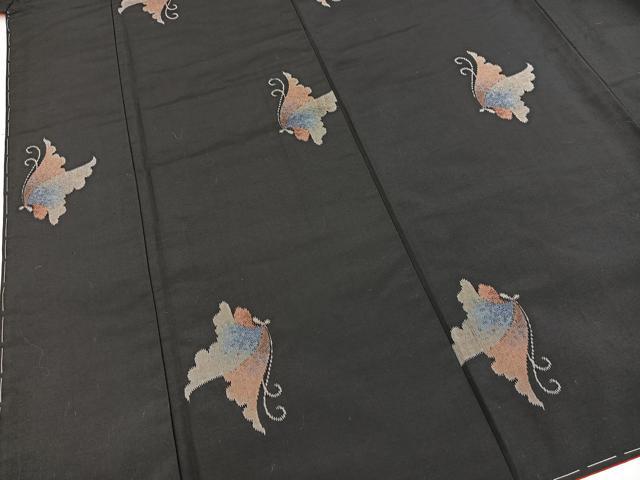 平和屋着物●上質な紬 舞蝶文 黒地 正絹 逸品 未使用 BAAX9888yc