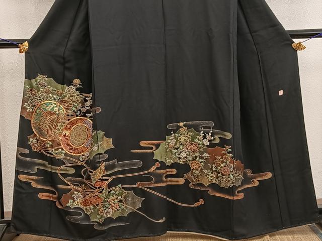 平和屋着物●越後染印傳 根津青宗 黒留袖 駒刺繍 鼓花文 金彩 正絹 逸品 BAAY0476mz