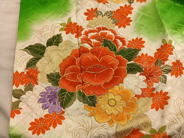 平和屋着物■豪華振袖 駒刺繍 草花文 暈し染め 金彩 正絹 逸品 BAAY0804mz