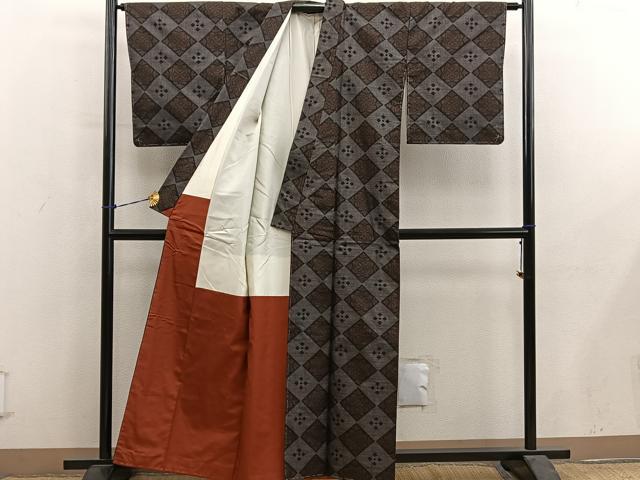 平和屋着物■本場大島紬 7マルキ 菱花文 正絹 逸品 未使用 BAAY0925mz