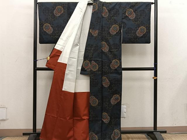 平和屋着物■本場大島紬 源氏車 正絹 逸品 BAAY1023mz