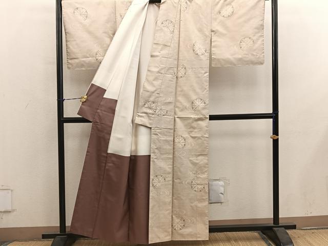 平和屋着物●本場大島紬 白大島 9マルキ 片輪車文 正絹 逸品 BAAY1055mz