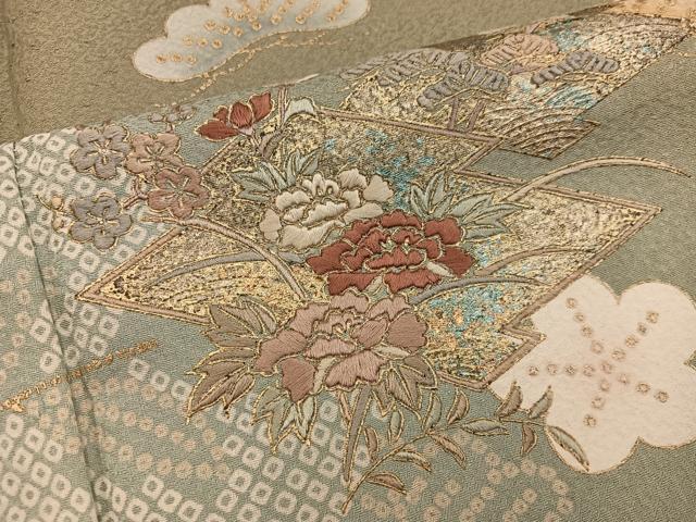 平和屋着物●訪問着 刺繍 松皮菱牡丹花文 暈し染め 金彩 正絹 逸品 BAAY1181mz