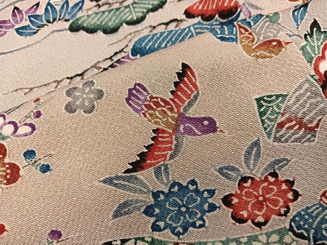 平和屋着物■上質な小紋 型染め 花鳥文 暈し染め 鬼しぼ縮緬 正絹 逸品 BAAY1203mz
