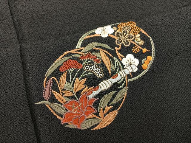 平和屋着物●訪問着 総刺繍 横笛花丸文 黒地 正絹 逸品 BAAY1413mz