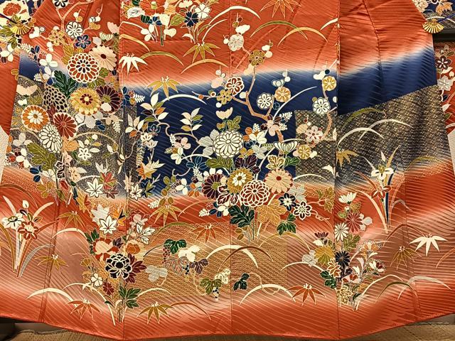 平和屋着物■豪華振袖 刺繍 草花文 暈し染め 金彩 正絹 逸品 BAAY3317hj