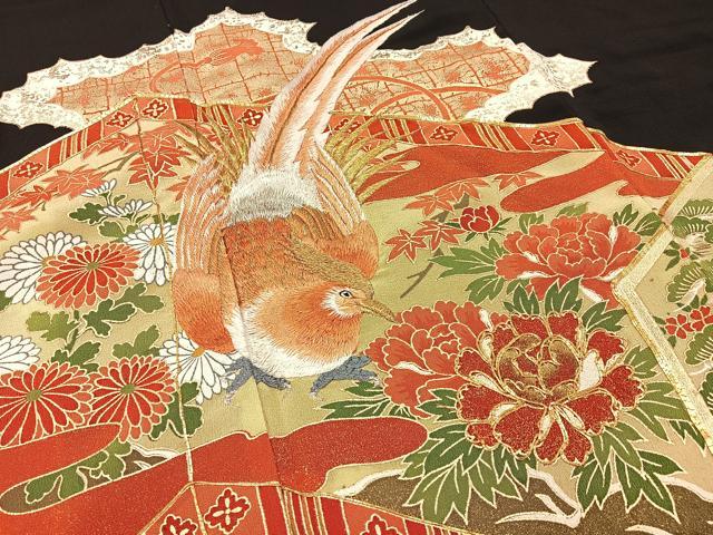 平和屋着物■豪華黒留袖 駒刺繍 尾長鶏屏風花文 金彩 正絹 逸品 BAAY3537hj