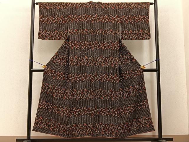 平和屋着物■上質な小紋 舞桜文 正絹 逸品 BAAY3619hj