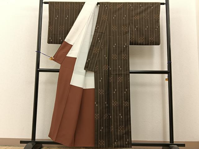 平和屋着物■上質な紬 琉球絣文様 正絹 逸品 BAAY3721hj