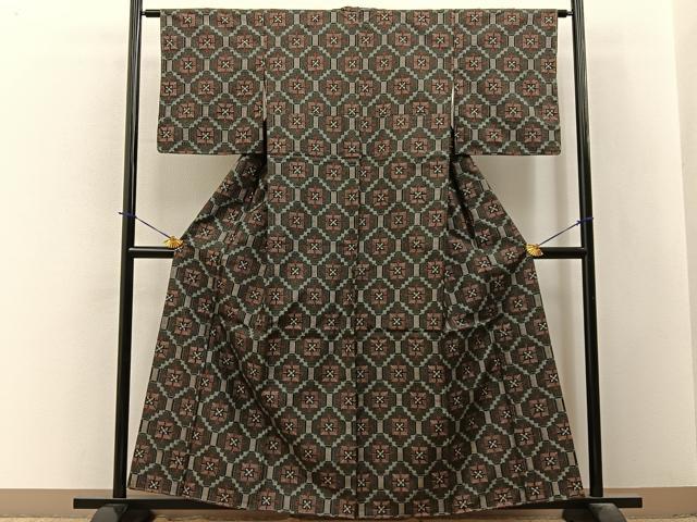 平和屋着物■本場村山大島紬 蜀江花文 正絹 逸品 BAAY3806hj